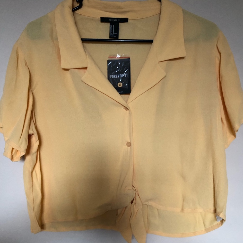 Collared Crop Button Top with Front Tie